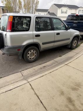 Silver 1998 Honda CR-V LX