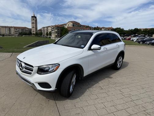 2018 Mercedes-Benz GLC 300 Base