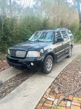 2004 Lincoln Navigator Base