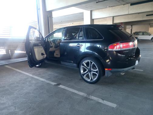2010 Lincoln MKX Base