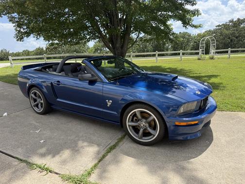 Blue 2008 Ford Mustang GT