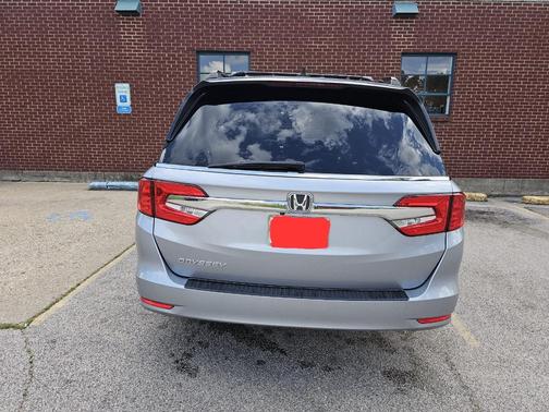 Silver 2019 Honda Odyssey EX-L