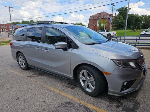 Silver 2019 Honda Odyssey EX-L