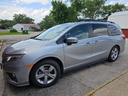 Silver 2019 Honda Odyssey EX-L