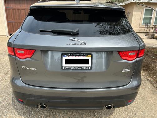 2017 Jaguar F-PACE 35t Prestige