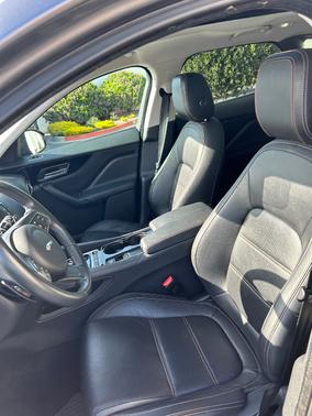 2017 Jaguar F-PACE 35t Prestige