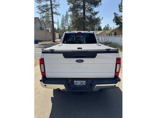2022 Ford F-350 Lariat