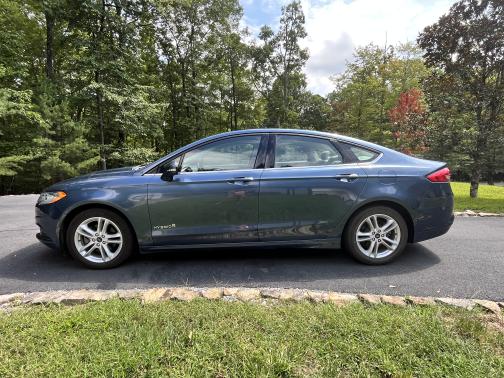 2018 Ford Fusion Hybrid SE