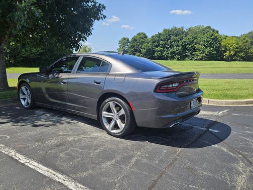 Gray 2015 Dodge Charger SXT