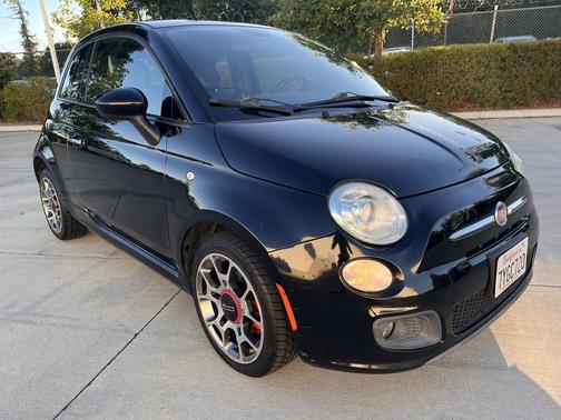 2015 FIAT 500 Sport