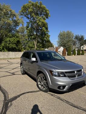 Silver 2019 Dodge Journey GT