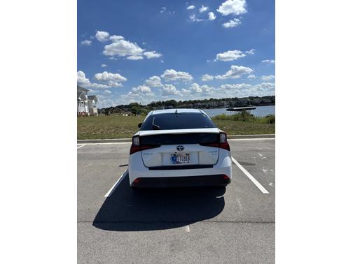 2021 Toyota Prius LE
