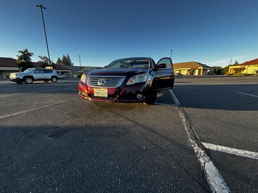 Red 2010 Toyota Avalon XLS
