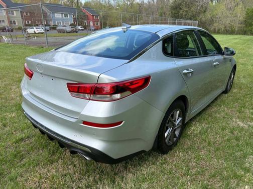 2020 Kia Optima LX
