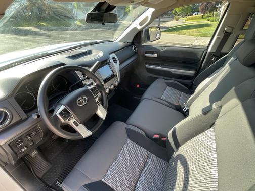 2018 Toyota Tundra SR5
