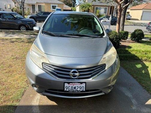 Silver 2015 Nissan Versa Note SV