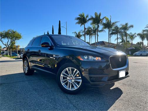 2019 Jaguar F-PACE 30t Prestige