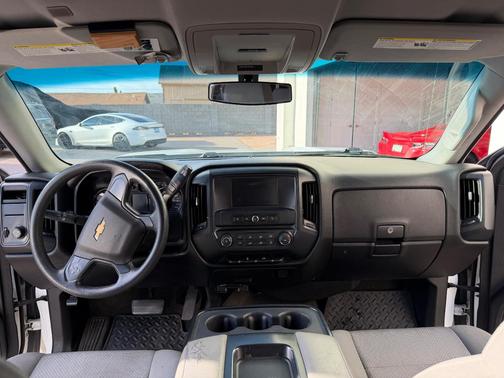 White 2017 Chevrolet Silverado 1500 Custom