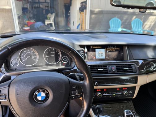 2016 BMW 528 i xDrive
