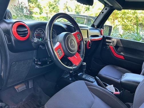 2013 Jeep Wrangler Sahara