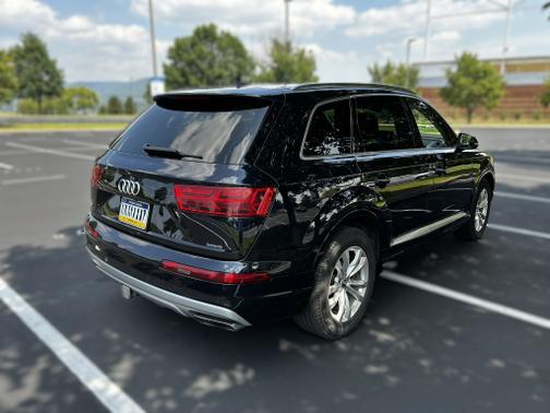 2017 Audi Q7 2.0T Premium Plus