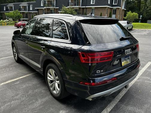 2017 Audi Q7 2.0T Premium Plus