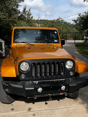 Gold 2014 Jeep Wrangler Unlimited Altitude