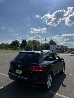 Black 2012 Volkswagen Touareg TDI Lux
