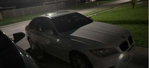 White 2010 BMW 328 i