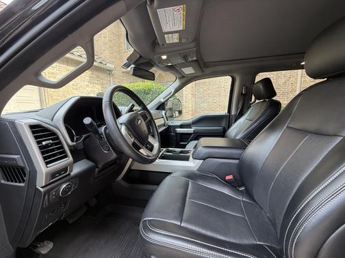 Black 2021 Ford F-250 Lariat