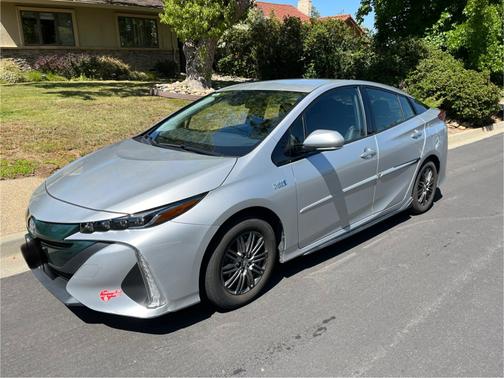 2017 Toyota Prius Prime Premium