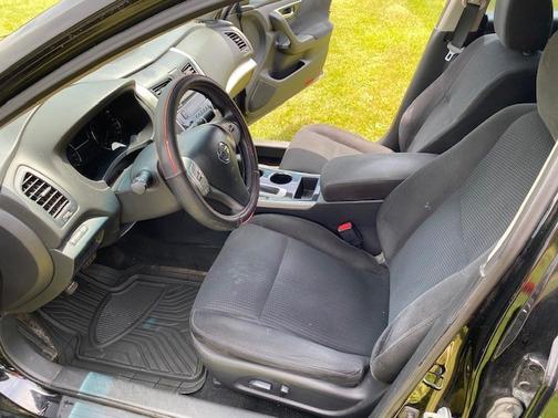 Black 2014 Nissan Altima 2.5 S