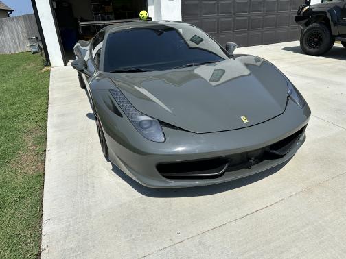 2010 Ferrari 458 Italia Base