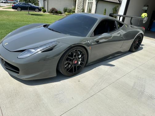 2010 Ferrari 458 Italia Base