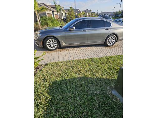 2016 BMW 740 i
