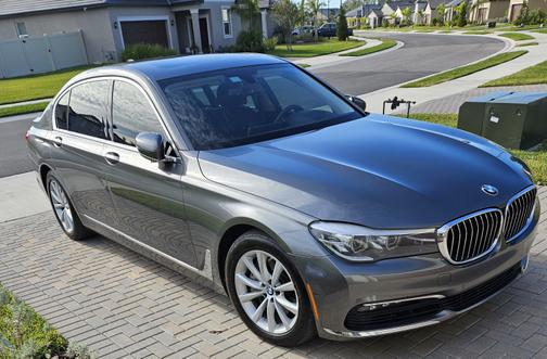 2016 BMW 740 i