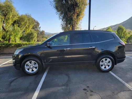Black 2013 Chevrolet Traverse 2LT