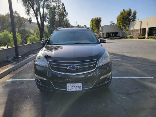 Black 2013 Chevrolet Traverse 2LT