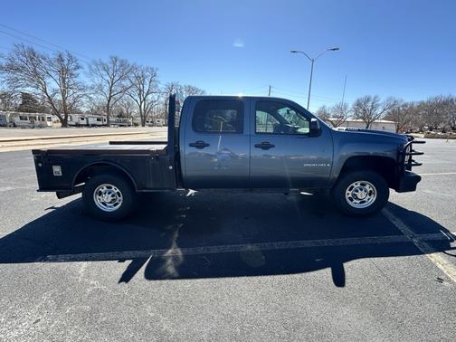 2009 Chevrolet Silverado 2500 LT Crew Cab