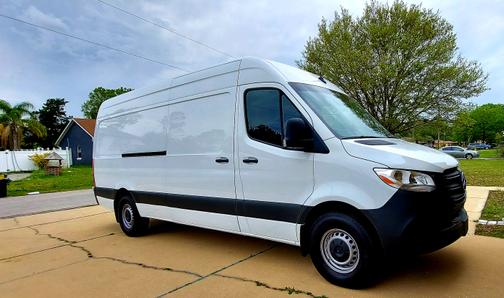 Photo 1 of 17 of 2022 Mercedes-Benz Sprinter 2500 High Roof