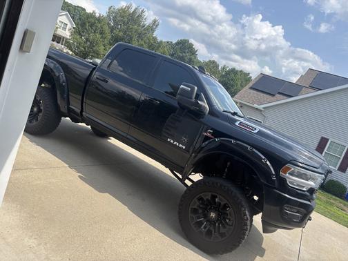 Black 2023 RAM 2500 Big Horn