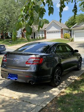 2017 Ford Taurus SHO