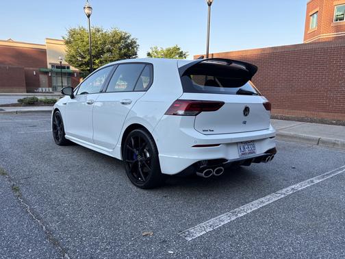 2023 Volkswagen Golf R 20th Anniversary Edition