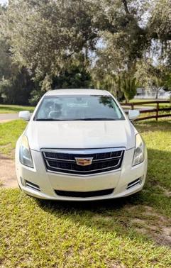 White 2016 Cadillac XTS Luxury