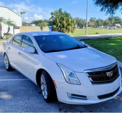 White 2016 Cadillac XTS Luxury