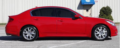 2011 INFINITI G37 Journey