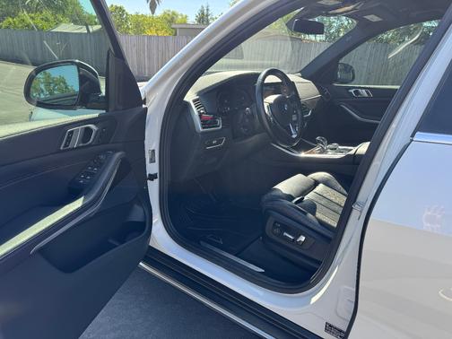 White 2020 BMW X5 sDrive40i