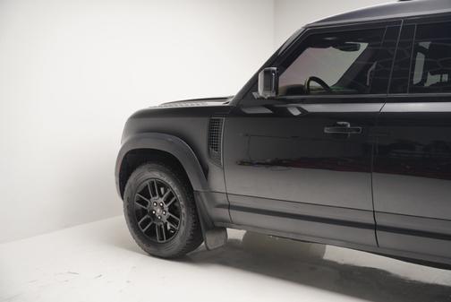 2022 Land Rover Defender S