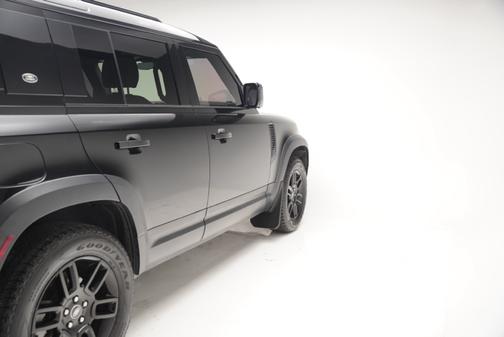 2022 Land Rover Defender S