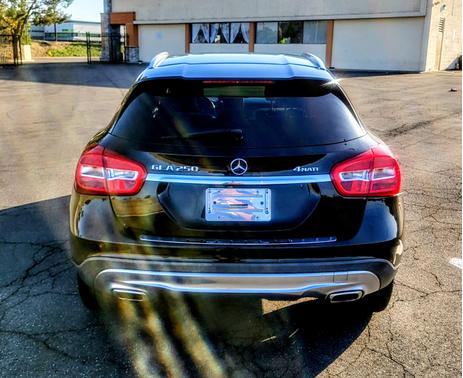 Black 2015 Mercedes-Benz GLA-Class GLA 250 4MATIC